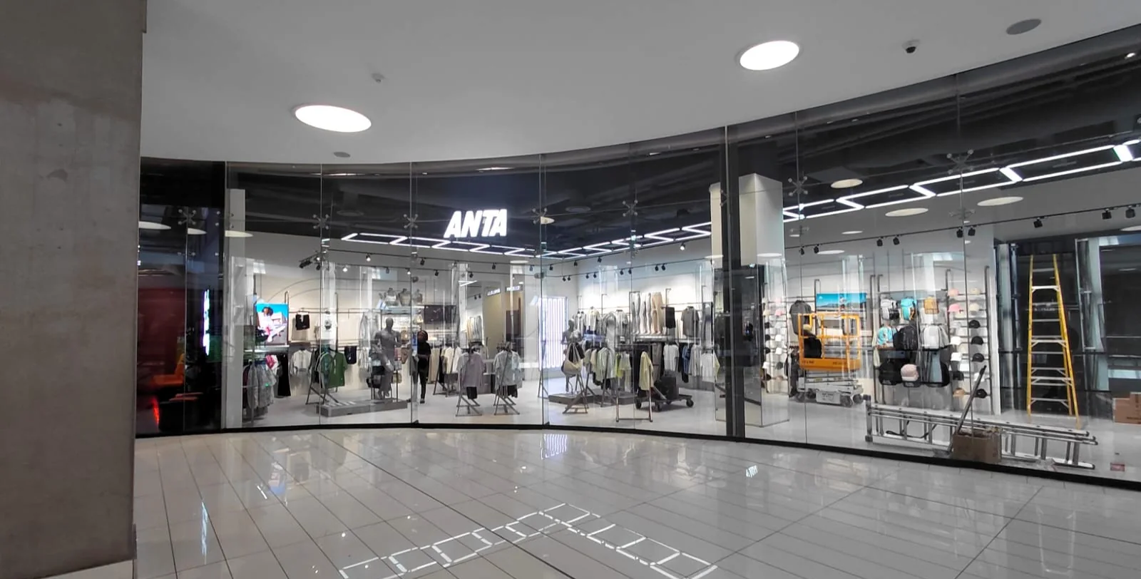 Anta, Fourways Mall